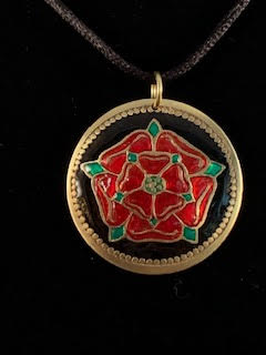 The_Crown_and_Chalice_medalions_1